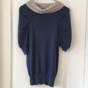 Short sleeve sweater